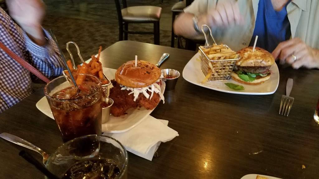 The Corner Bar & Grill | restaurant | 4015 Owen Rd, Fenton, MI 48430, USA | 8103548808 OR +1 810-354-8808