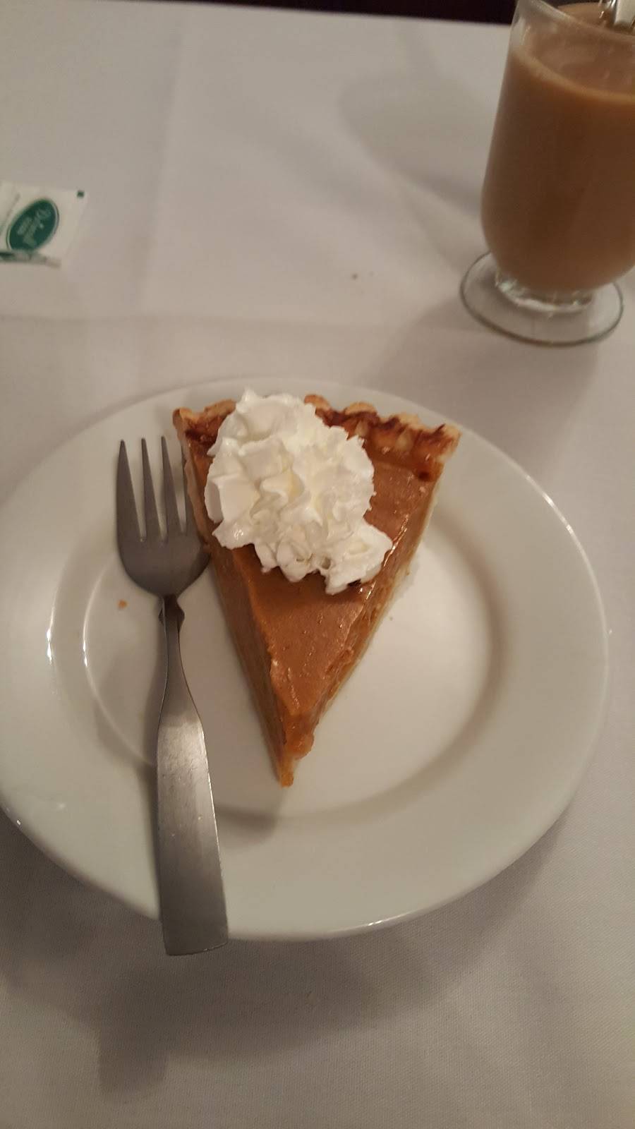 Morgan House Inn & Restaurant | restaurant | 33 Main St, Lee, MA 01238, USA | 4132433661 OR +1 413-243-3661