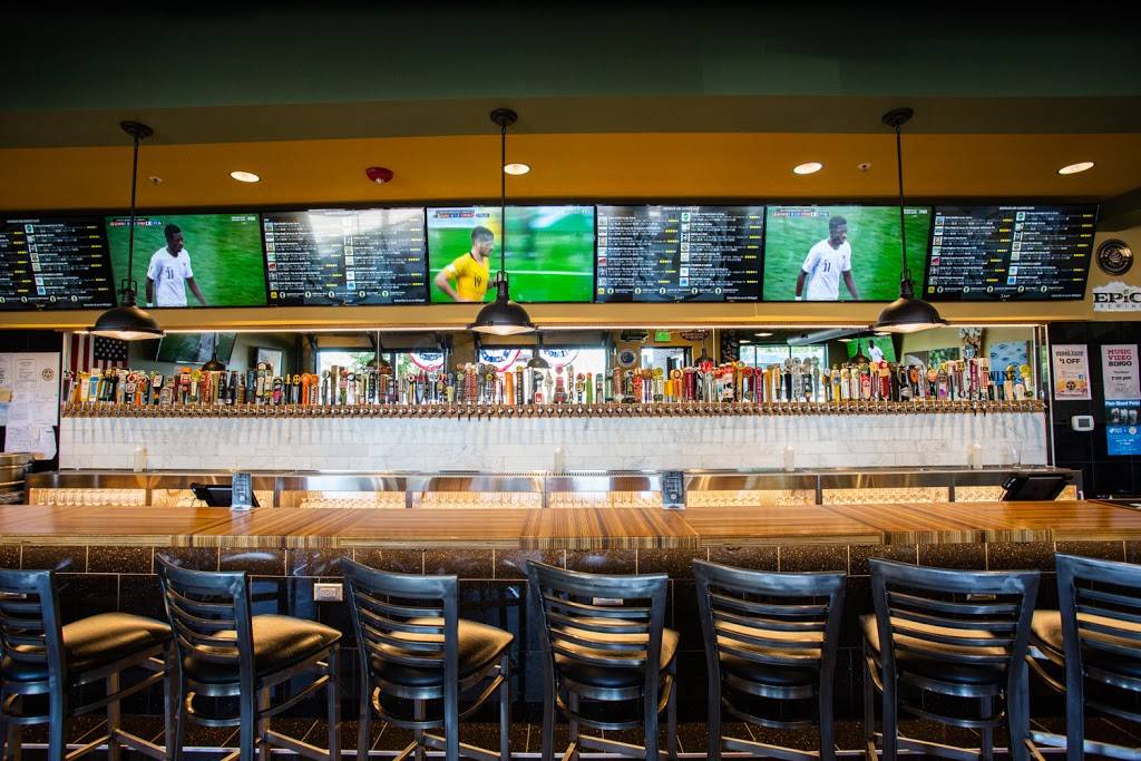 Gregs Kitchen & Taphouse | restaurant | 4433 W 29th Ave # 102, Denver, CO 80212, USA | 7203877965 OR +1 720-387-7965