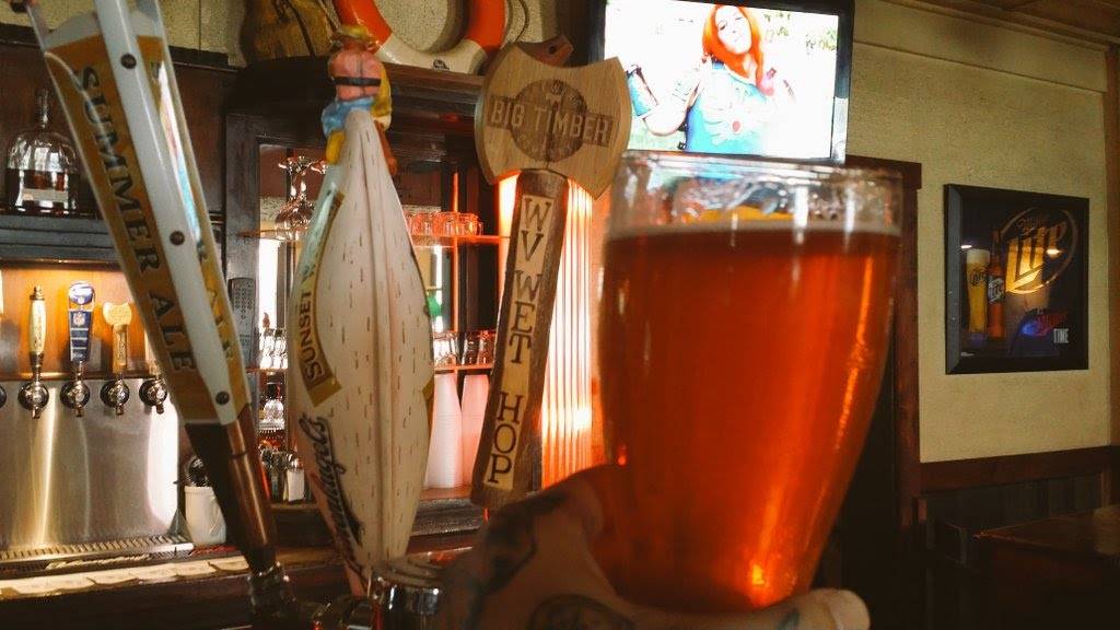 The Landing Ravenswood | restaurant | 101 Mulberry St, Ravenswood, WV 26164, USA | 3042732500 OR +1 304-273-2500