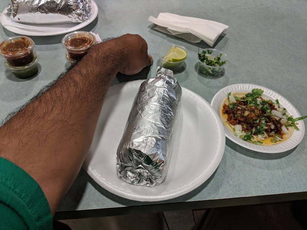 Taqueria Tapatia | restaurant | 202 S Bristol St, Santa Ana, CA 92703, USA | 7149729115 OR +1 714-972-9115