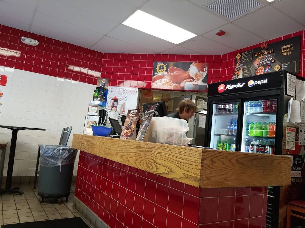 Pizza Hut | restaurant | 1336 Cape St Claire Rd, Annapolis, MD 21409, USA | 4107570207 OR +1 410-757-0207