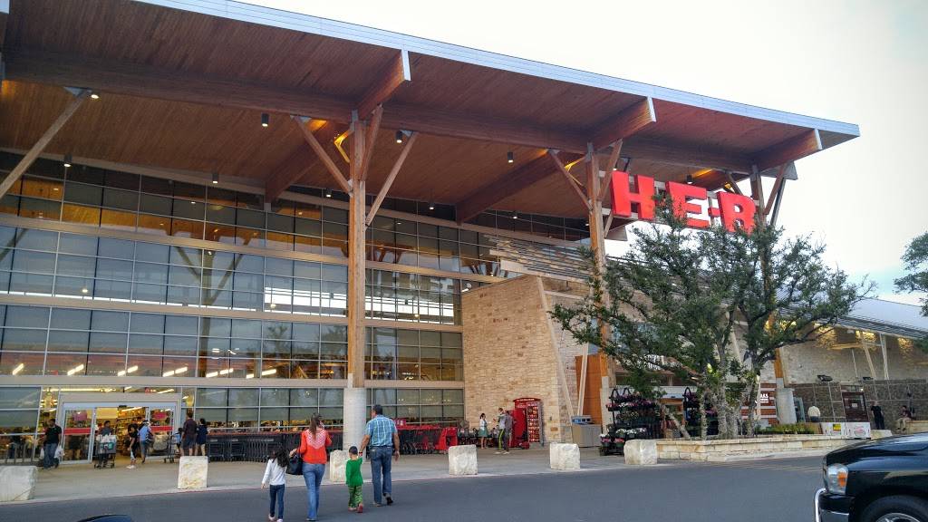 Oaks Crossing Restaurant & Bar | restaurant | 23635 Wilderness Oak, San Antonio, TX 78258, USA | 2104823360 OR +1 210-482-3360