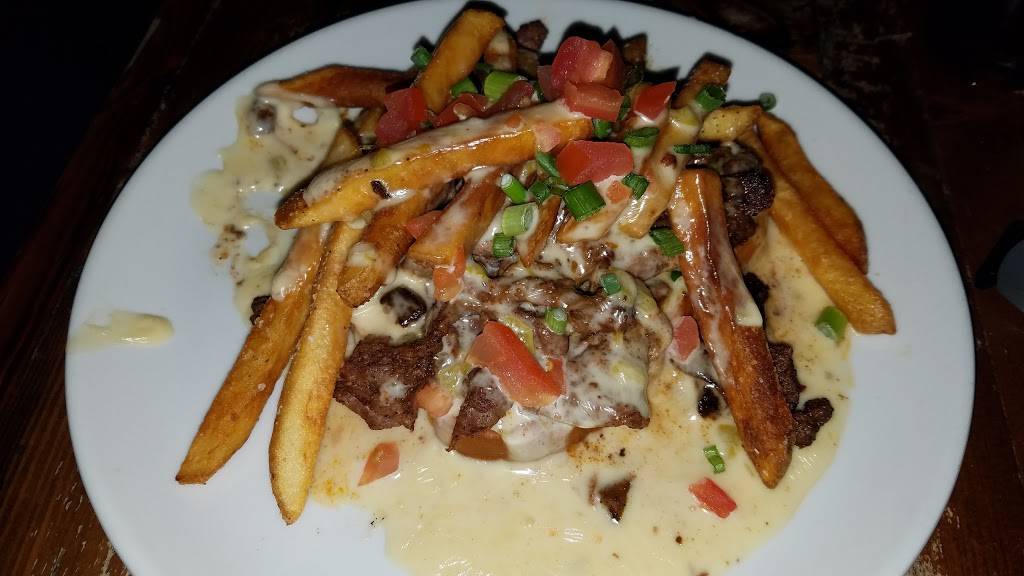 The Gin Mill | restaurant | 124 E Prairie Ave, Decatur, IL 62523, USA | 2173308073 OR +1 217-330-8073