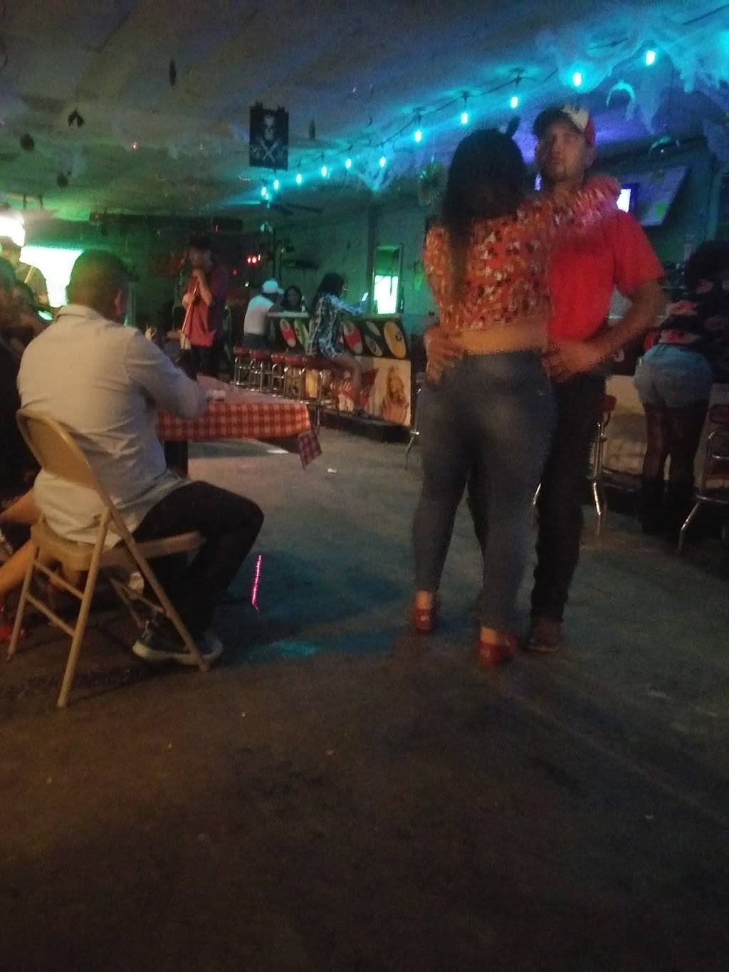 El Meson Del Conde | restaurant | 6307 Dixie Dr, Houston, TX 77087, USA | 7136444057 OR +1 713-644-4057