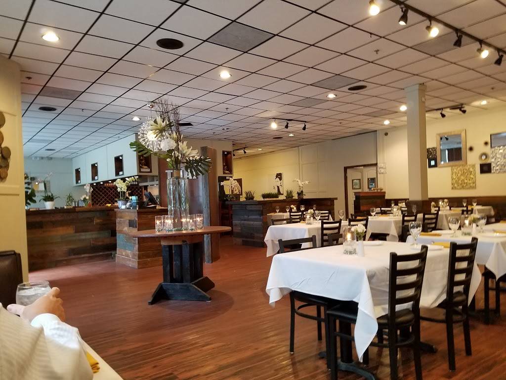 NaNa Thai Eatery - East Cobb | restaurant | 2940 Johnson Ferry Rd Suite C, Marietta, GA 30062, USA | 4705394811 OR +1 470-539-4811