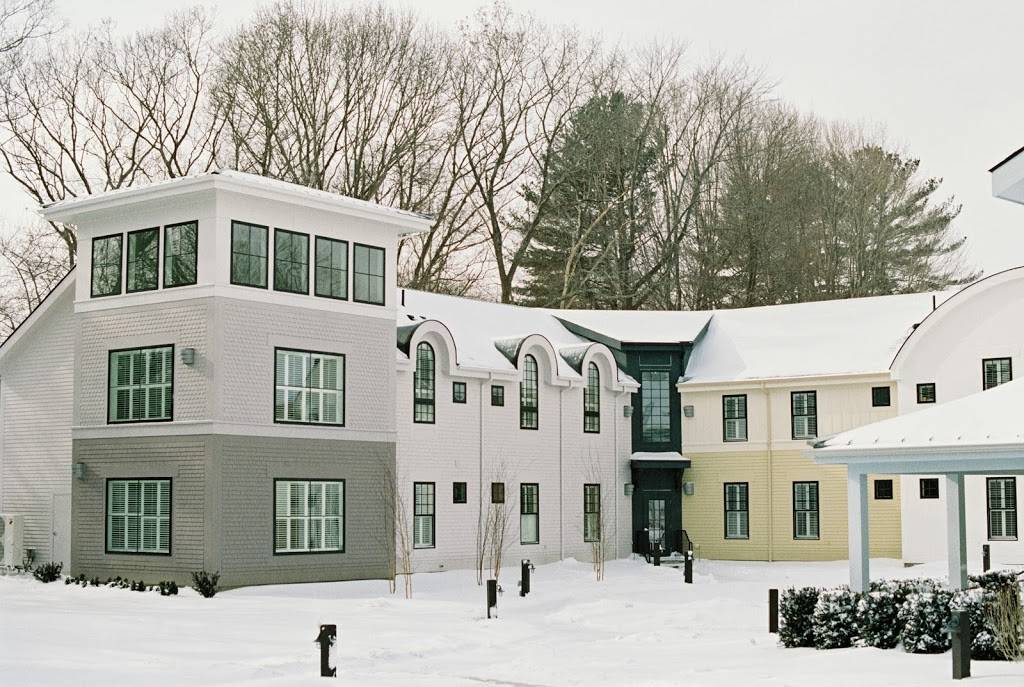 Briar Barn Inn |  | 101 Main St, Rowley, MA 01969, USA | 9786535323 OR +1 978-653-5323