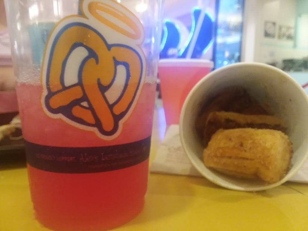 Auntie Annes | cafe | 2192 Green Oaks Rd, Fort Worth, TX 76116, USA | 8177354677 OR +1 817-735-4677