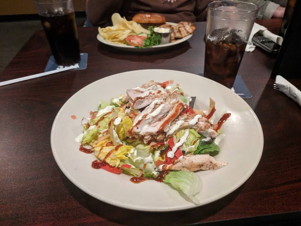 The Grill | restaurant | 6621 W Broadway #100, McCordsville, IN 46055, USA | 3173364700 OR +1 317-336-4700