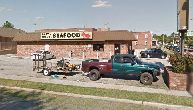 Captn Franks Seafood | restaurant | 201 N Highland Ave, Baltimore, MD 21224, USA | 4103273525 OR +1 410-327-3525