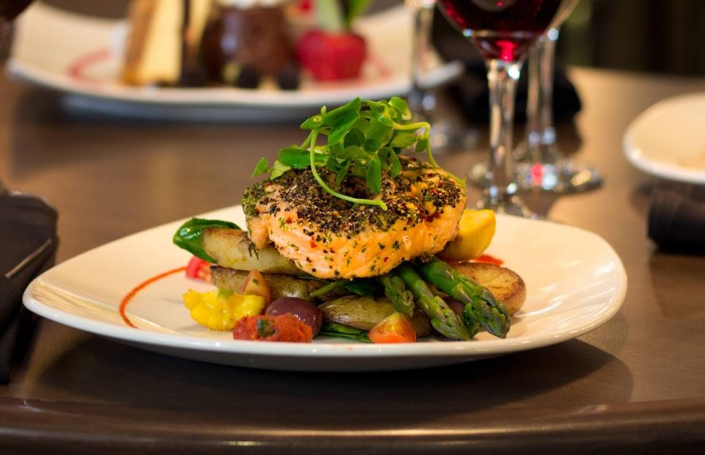 Grill 55 Restaurant | restaurant | Sandwich St, Windsor, ON N9C 2L6, Canada | 5199679908 OR +1 519-967-9908