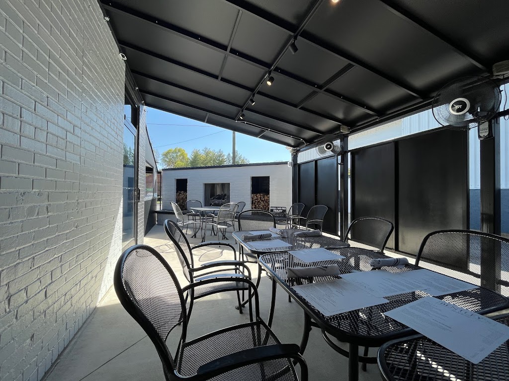 Bentley’s on Bedford | restaurant | 2302 Bedford Ave, Lynchburg, VA 24503, USA | 4344392807 OR +1 434-439-2807