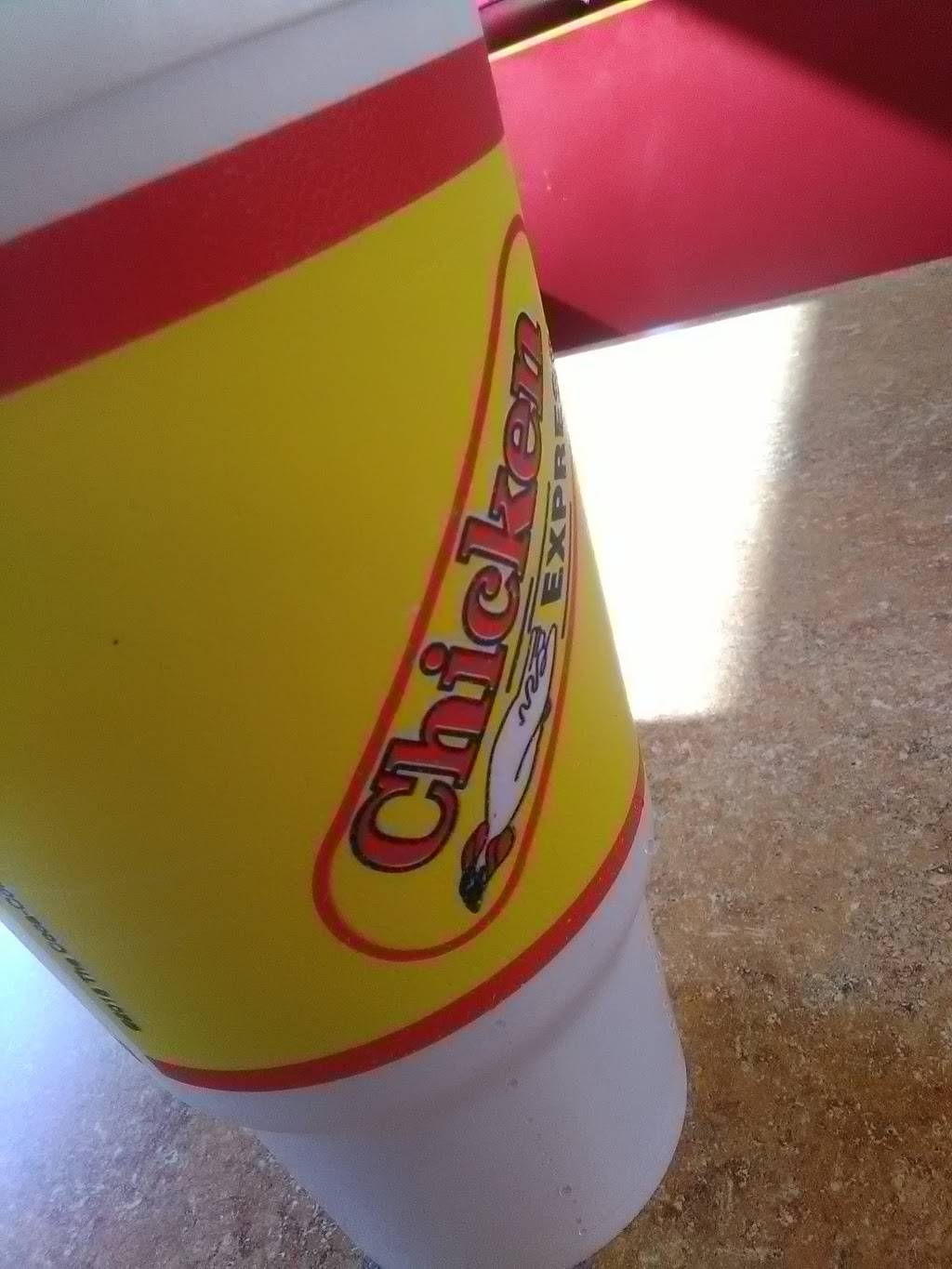 Chicken Express | restaurant | 1243 W Main St, Gun Barrel City, TX 75156, USA | 9038804028 OR +1 903-880-4028