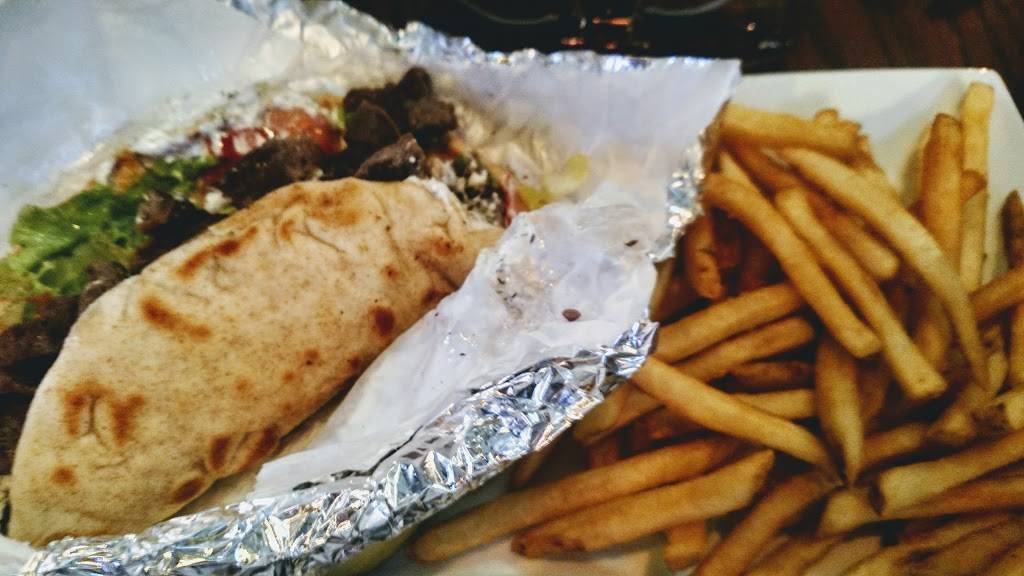 Tunnicliffs Tavern | restaurant | 222 7th St SE, Washington, DC 20003, USA | 2025445680 OR +1 202-544-5680