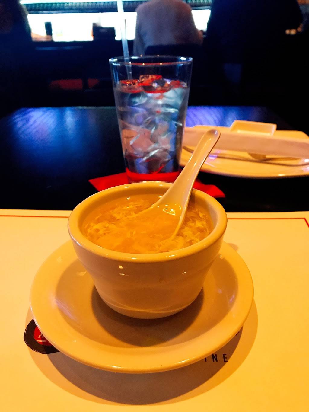 Fengs Asian Cuisine | restaurant | 963 Main St, Wakefield, MA 01880, USA | 7815870083 OR +1 781-587-0083