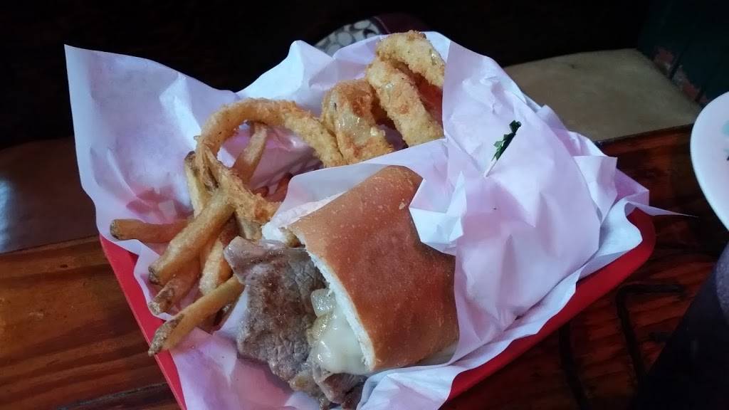 Christians Tailgate Bar & Grill | restaurant | 1010 Hwy 6, Houston, TX 77079, USA | 2815561010 OR +1 281-556-1010