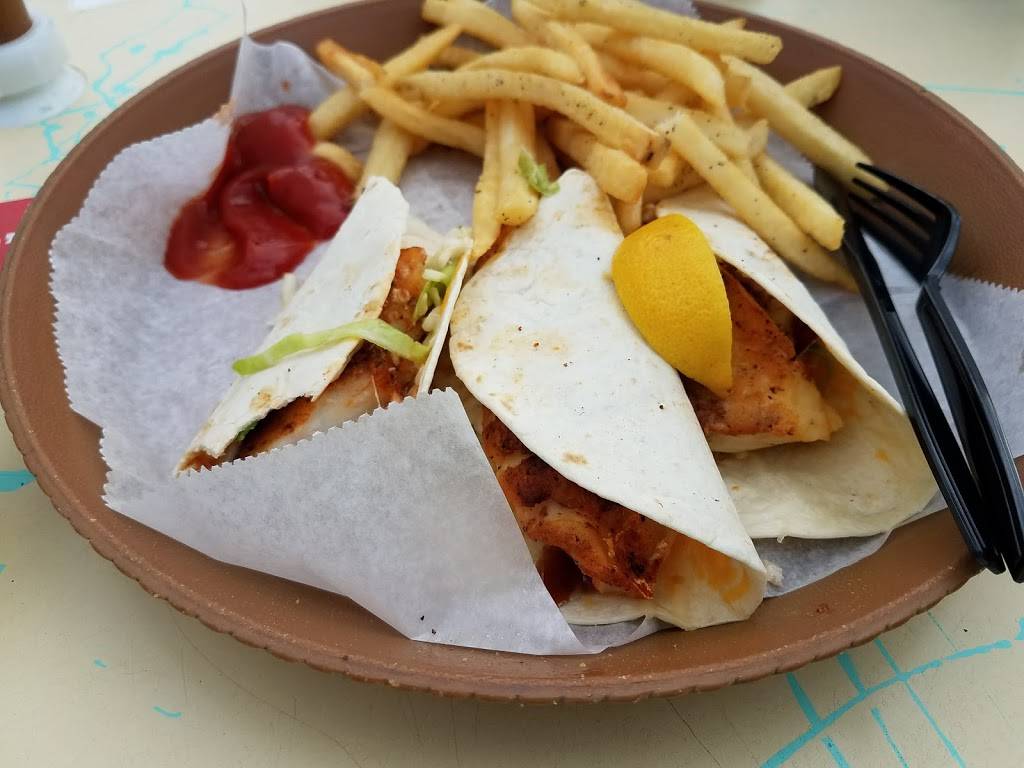 Tide Tables Restaurant and Marina | restaurant | 12507 Cortez Rd W, Bradenton, FL 34210, USA | 9415676206 OR +1 941-567-6206