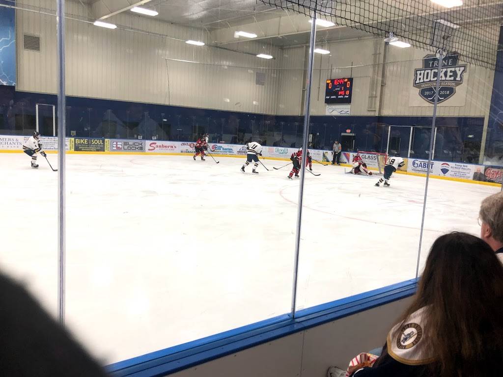 The Depot Grill | restaurant | 611 W Maumee St, Angola, IN 46703, USA | 2606654699 OR +1 260-665-4699