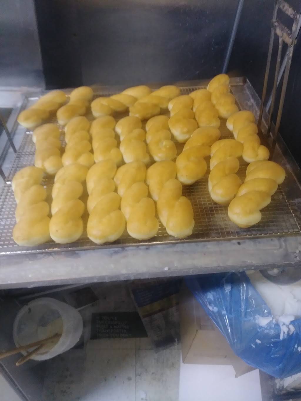 6th Street Donut | bakery | 1002 W 6th St, Irving, TX 75060, USA | 9722540183 OR +1 972-254-0183