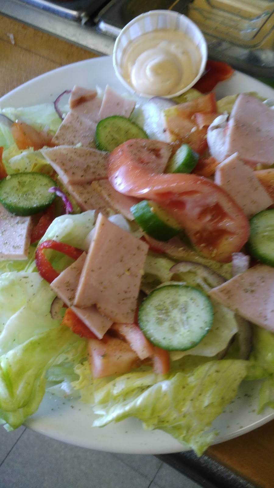 PTite Bouchée (la) | restaurant | 6160 Rue Rodrigue, Terrebonne, QC J7M 2C1, Canada | 4504777171 OR +1 450-477-7171