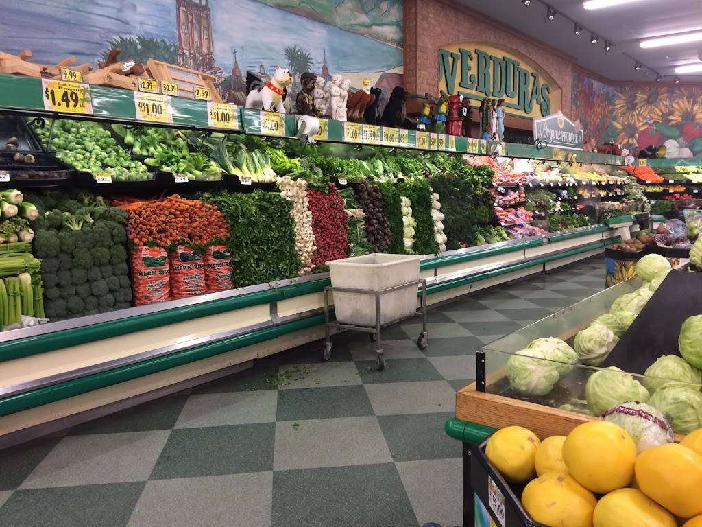 Vallarta Supermarkets | bakery | 13051 Victory Blvd, Valley Glen, CA 91606, USA | 8187607021 OR +1 818-760-7021