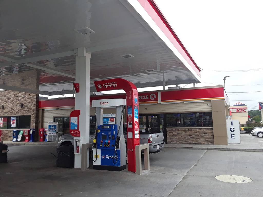 Circle K | meal takeaway | 1001 E Market St, Harrisonburg, VA 22801, USA | 5044340759 OR +1 504-434-0759