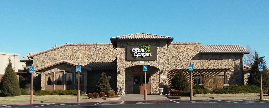 Olive Garden Italian Restaurant | meal takeaway | 2641 N Maize Rd, Wichita, KS 67205, USA | 3167220991 OR +1 316-722-0991
