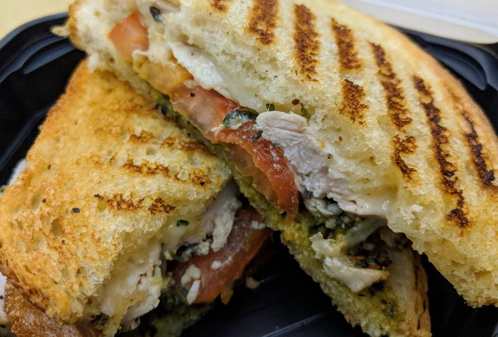 Zovs | restaurant | 18601 Airport Way, Santa Ana, CA 92707, USA | 949252612515 OR +1 949-252-6125 ext. 15