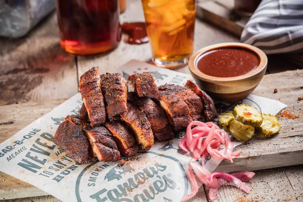 Famous Daves Bar-B-Que | restaurant | 7593 147th St W, Apple Valley, MN 55124, USA | 9528916400 OR +1 952-891-6400