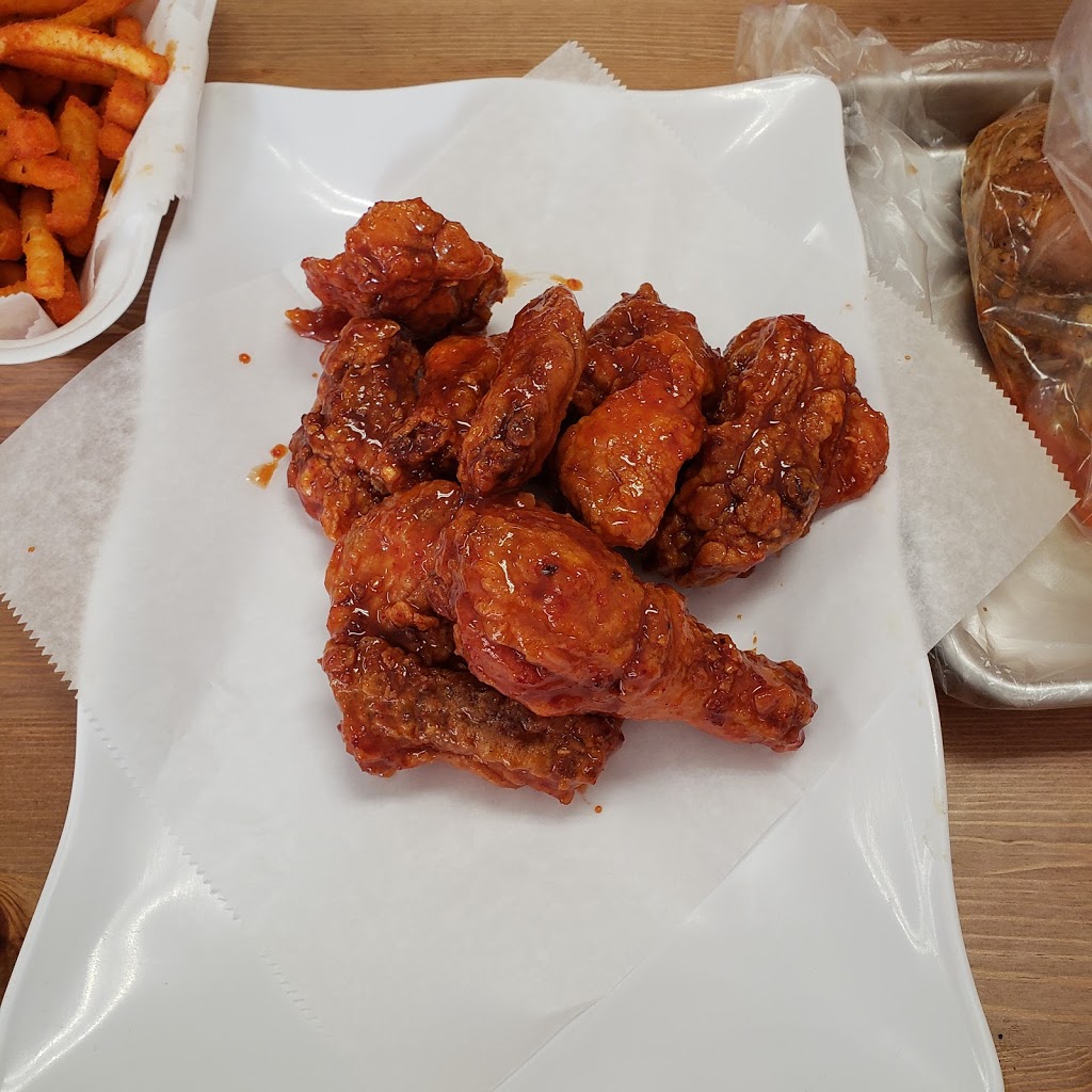 Wow Chicken & Crawfish | restaurant | 4403 Rittiman Rd, San Antonio, TX 78218, USA | 2103340028 OR +1 210-334-0028