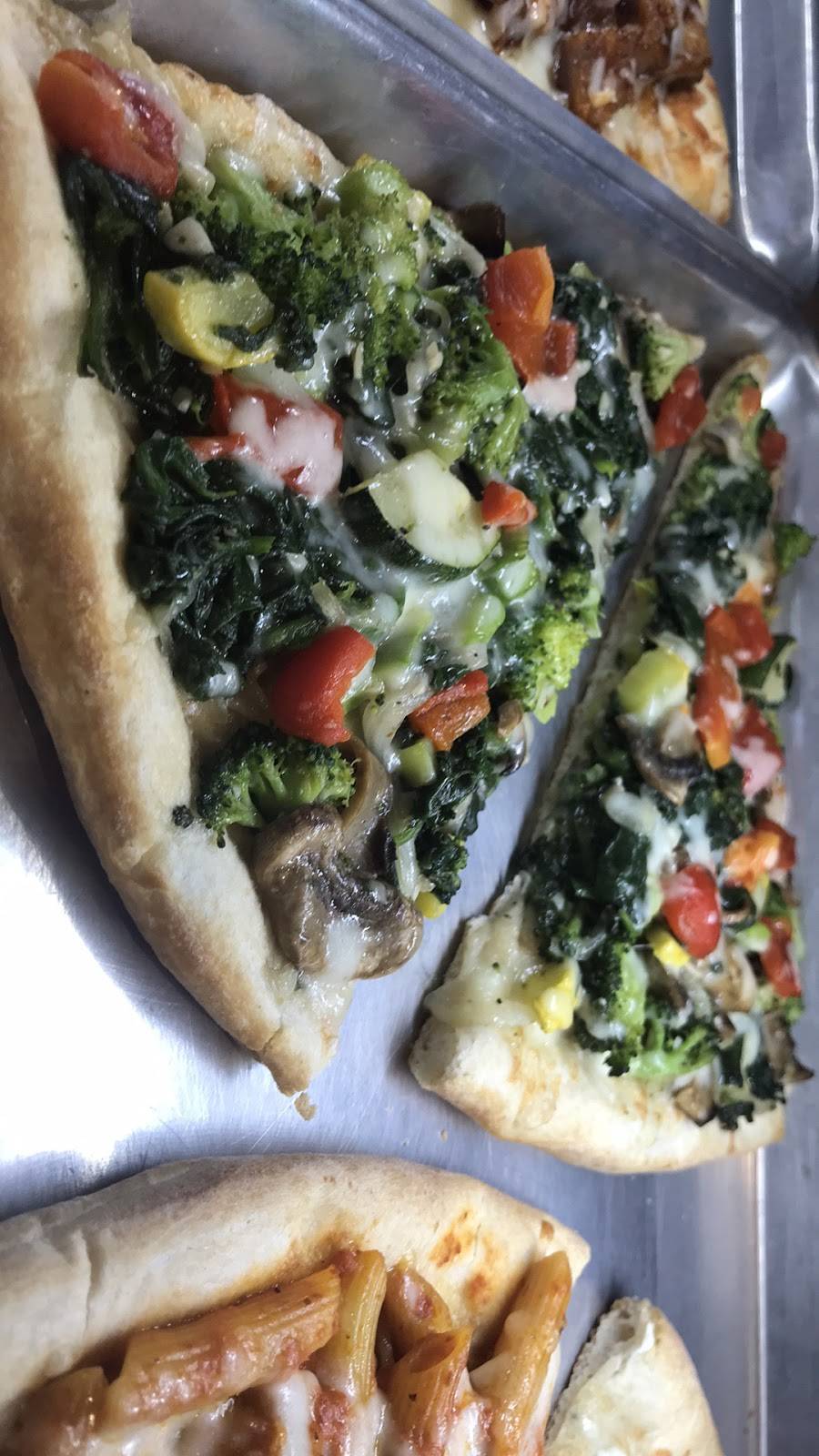 La Familia | restaurant | 505 Bedford Ave, Bellmore, NY 11710, USA | 5168097400 OR +1 516-809-7400