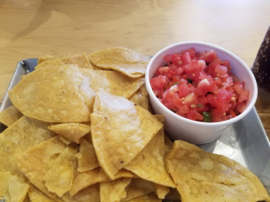 MexA Steak Tacos | restaurant | 3701 Lexington Rd #1, Louisville, KY 40207, USA | 5022901334 OR +1 502-290-1334