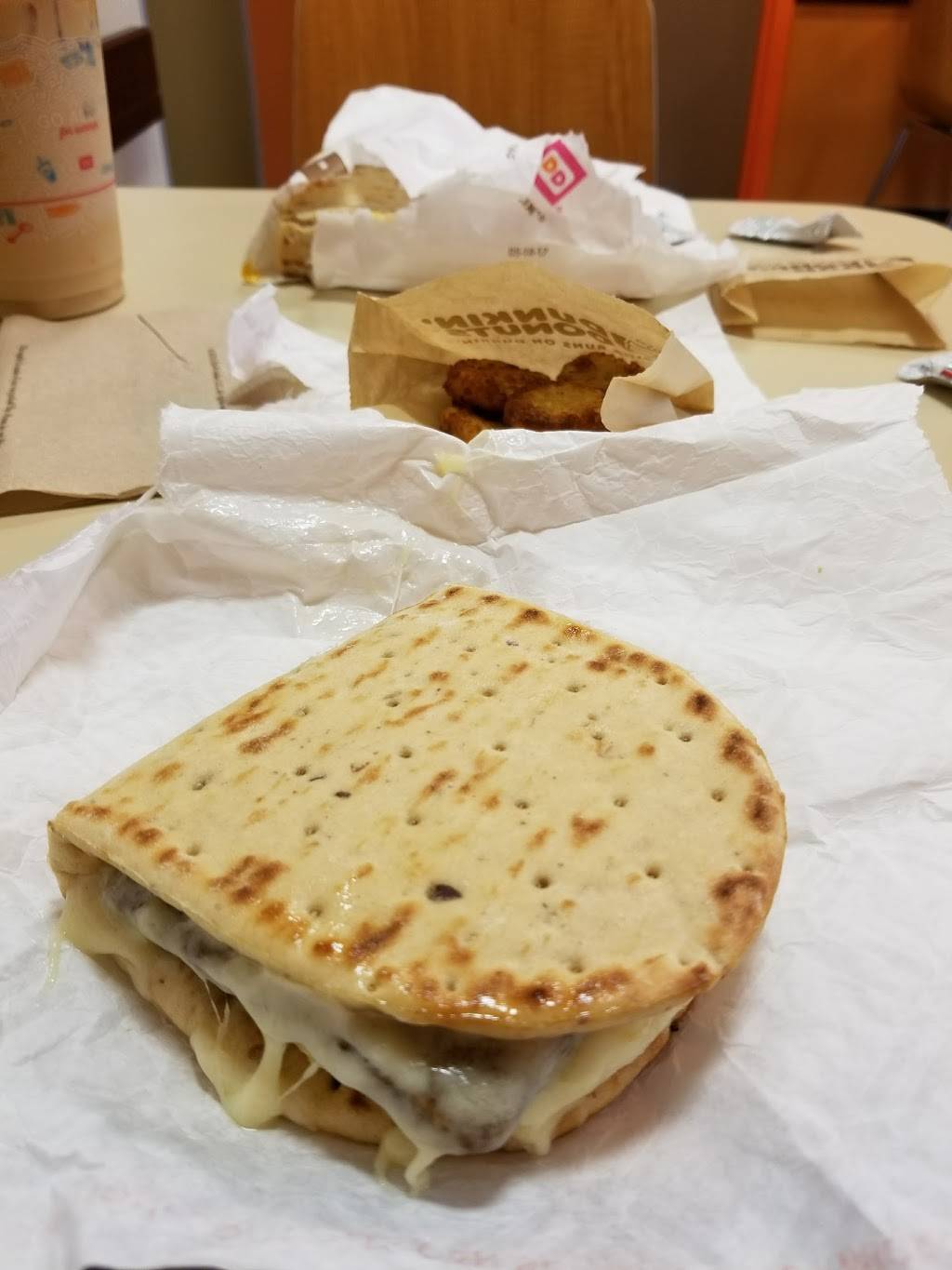 Dunkin Donuts | cafe | 2086 W Busch Blvd, Tampa, FL 33612, USA | 8135133733 OR +1 813-513-3733