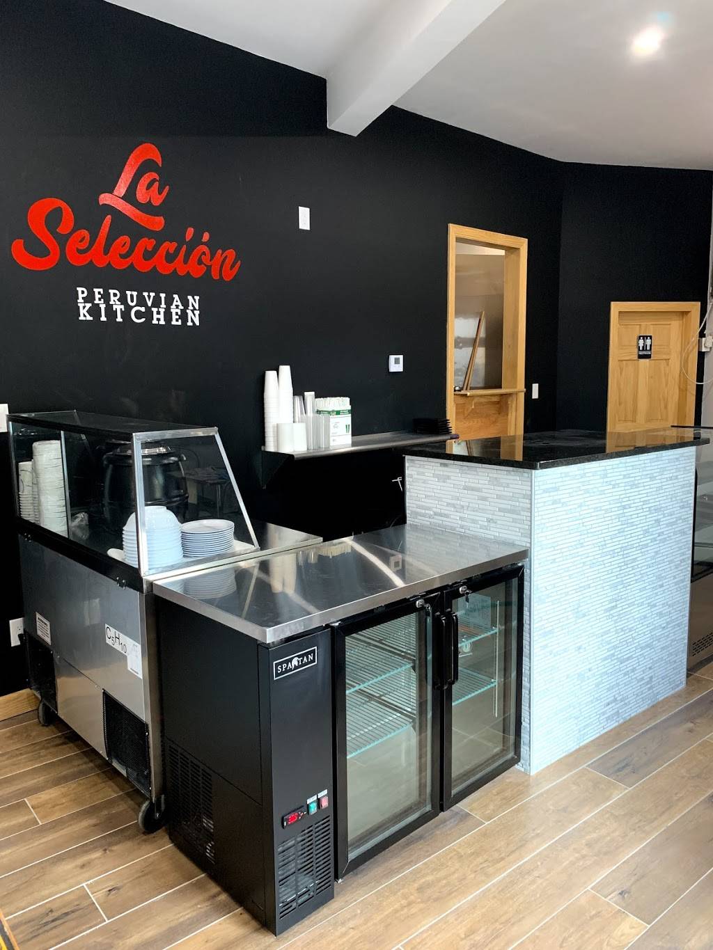 La Seleccion Peruvian Kitchen | restaurant | 108 Schuyler Ave, Kearny, NJ 07032, USA | 2014289447 OR +1 201-428-9447