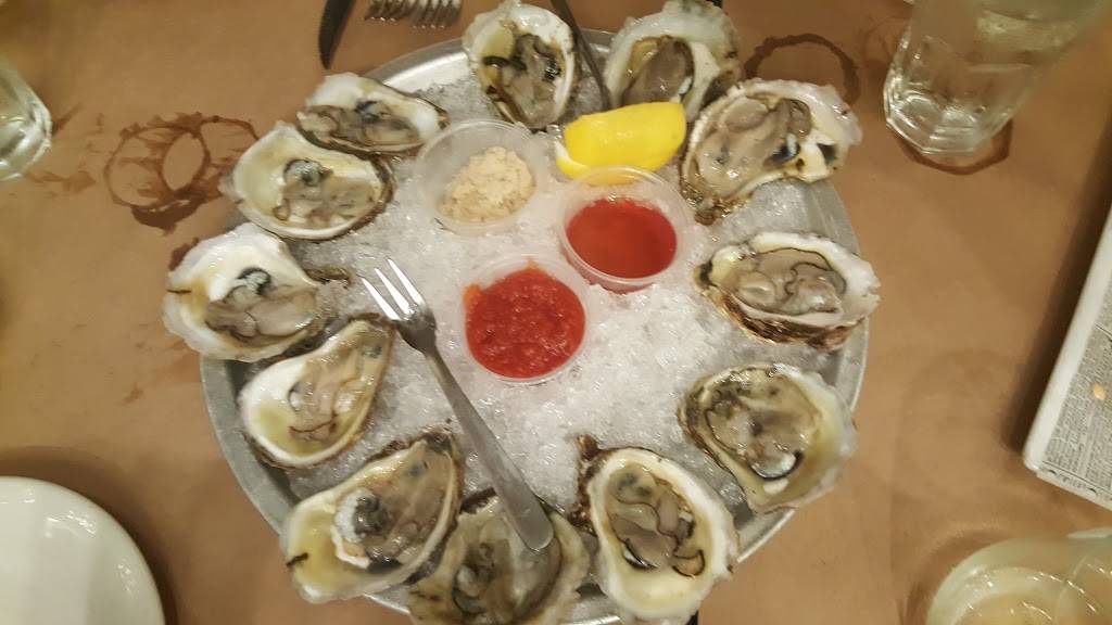 Canterburys Oyster Bar & Grill | restaurant | 46 Audrey Ave, Oyster Bay, NY 11771, USA | 5169223614 OR +1 516-922-3614