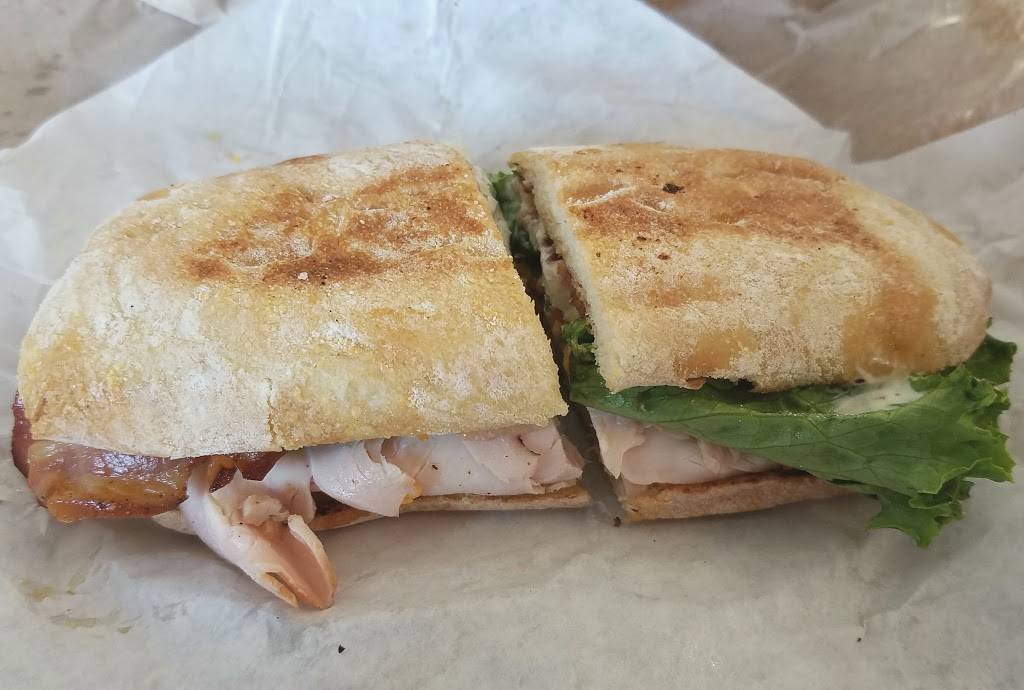 Goodfriend Package | restaurant | 1155 Peavy Rd, Dallas, TX 75218, USA | 9728072899 OR +1 972-807-2899