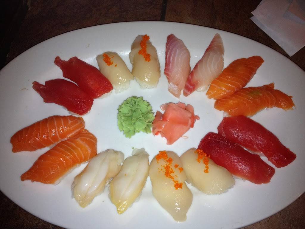 Momotaro Sushi | restaurant | 2803 W Cary St, Richmond, VA 23221, USA | 8043550060 OR +1 804-355-0060