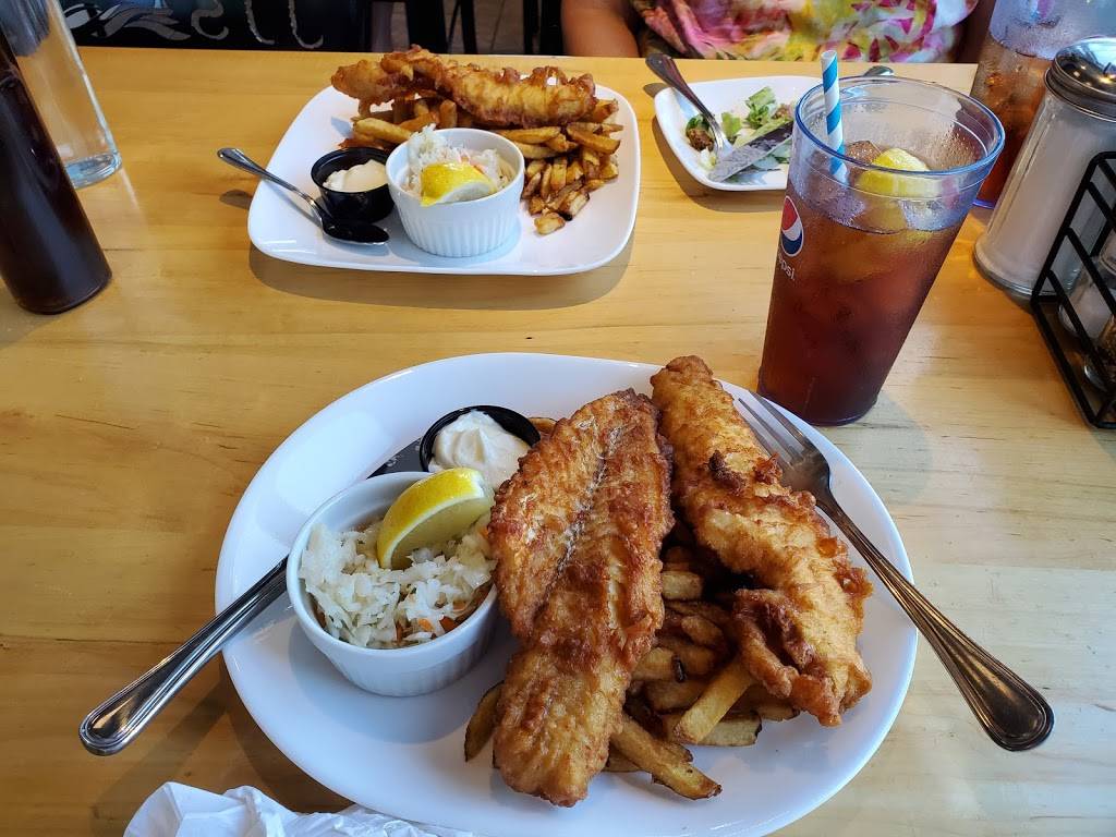 JJs on the Docks Eatery | restaurant | 15 Lake St, Grimsby, ON L3M 2G4, Canada | 2892357777 OR +1 289-235-7777