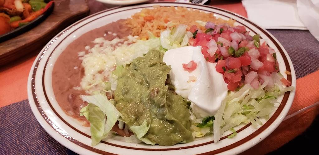 Casa Vieja | restaurant | 206 Anderson Ln N a100, Hendersonville, TN 37075, USA | 6153480134 OR +1 615-348-0134