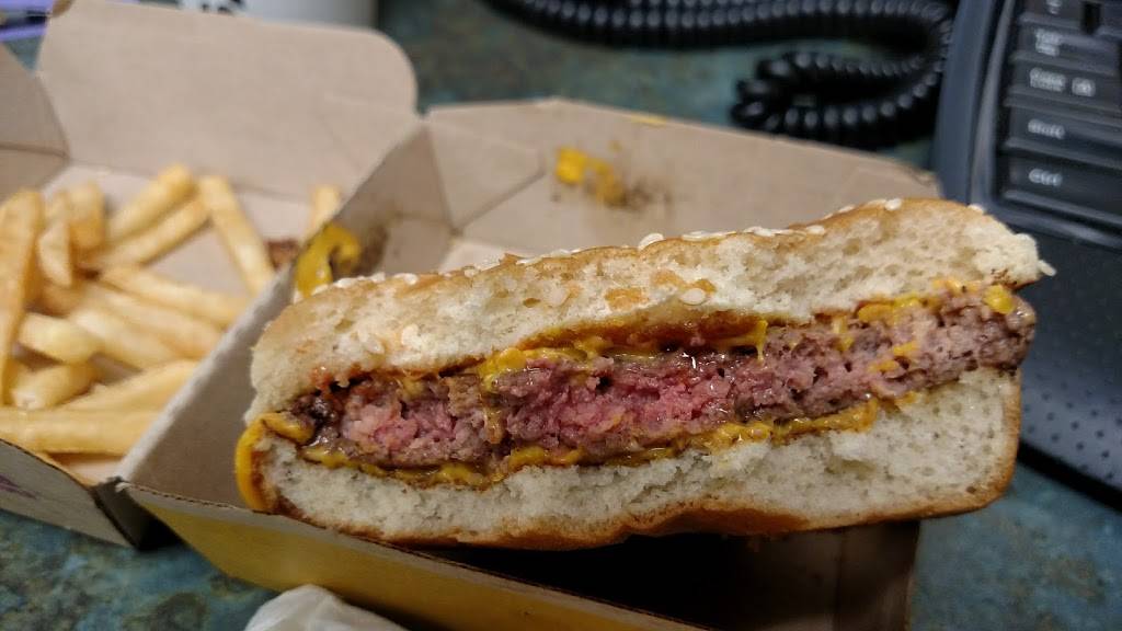 McDonalds | cafe | 825 Russ Ave, Waynesville, NC 28786, USA | 8284525368 OR +1 828-452-5368