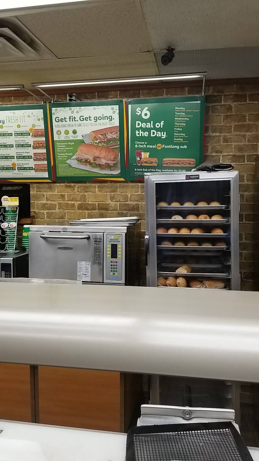 Subway Restaurants | restaurant | 679 Franklin Ave, Franklin Square, NY 11010, USA | 5168255191 OR +1 516-825-5191
