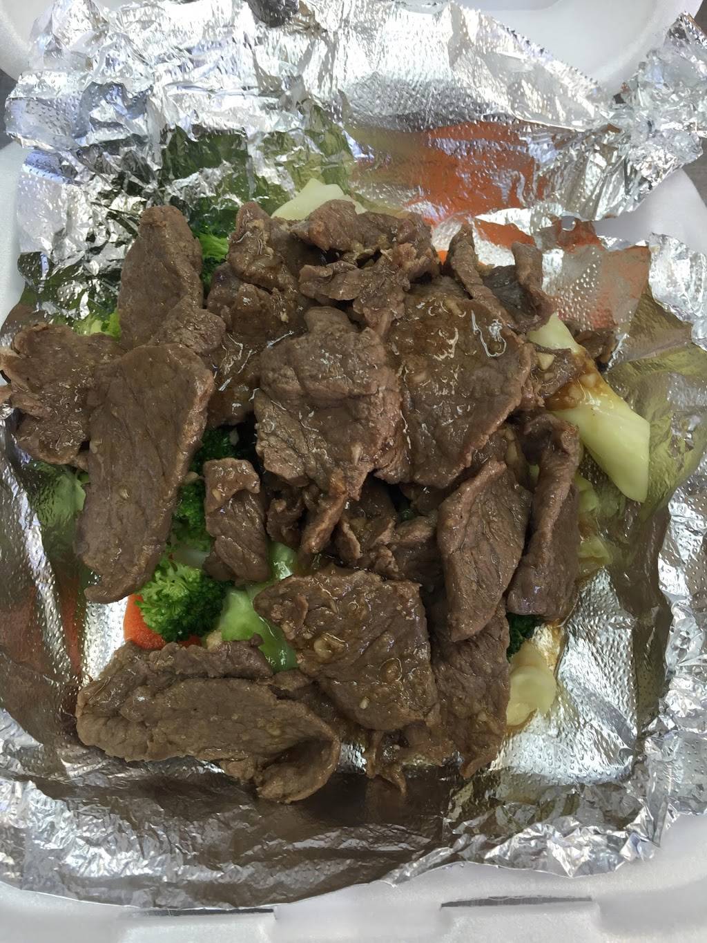 Woodlands Cafe | restaurant | 2527 Canada Blvd, Glendale, CA 91208, USA | 8185490537 OR +1 818-549-0537