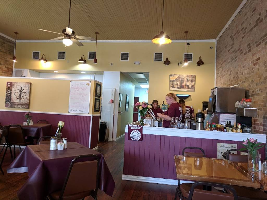 Henrys Restaurant | restaurant | 215 S Commerce St, Lockhart, TX 78644, USA | 5123984609 OR +1 512-398-4609