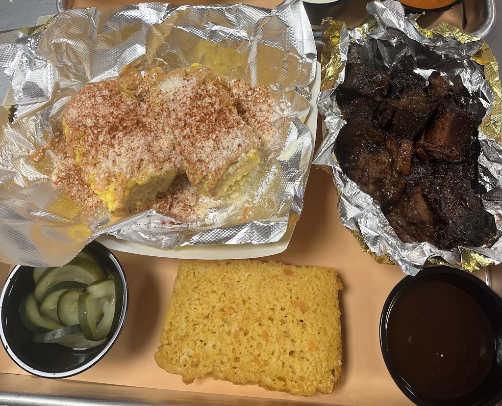 Tanglewood Fire and Smoke | restaurant | 148 Morton Ave, Folsom, PA 19033, USA | 6105832103 OR +1 610-583-2103