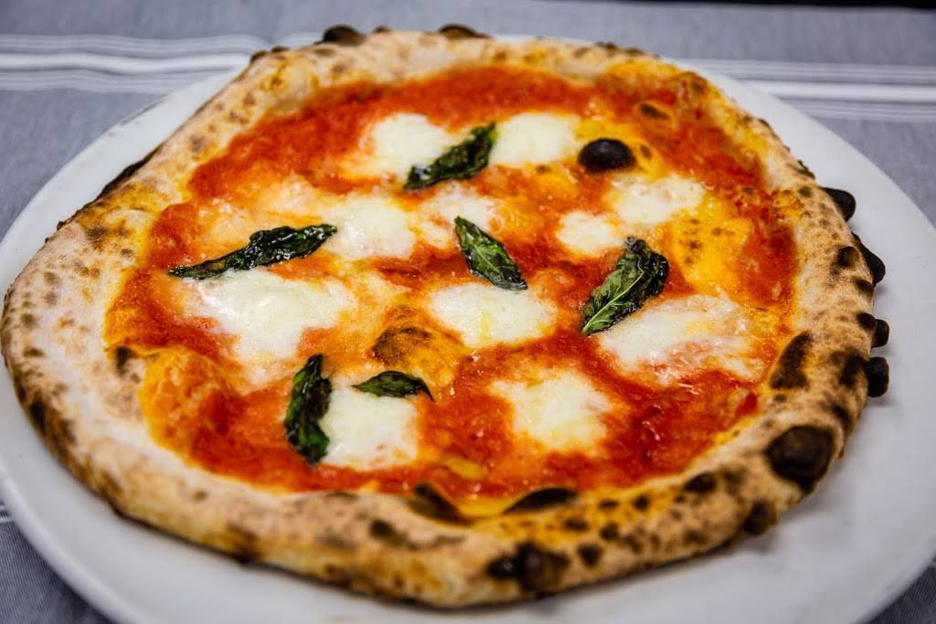 Vingenzos | restaurant | 105 East Main St #100, Woodstock, GA 30188, USA | 7709249133 OR +1 770-924-9133