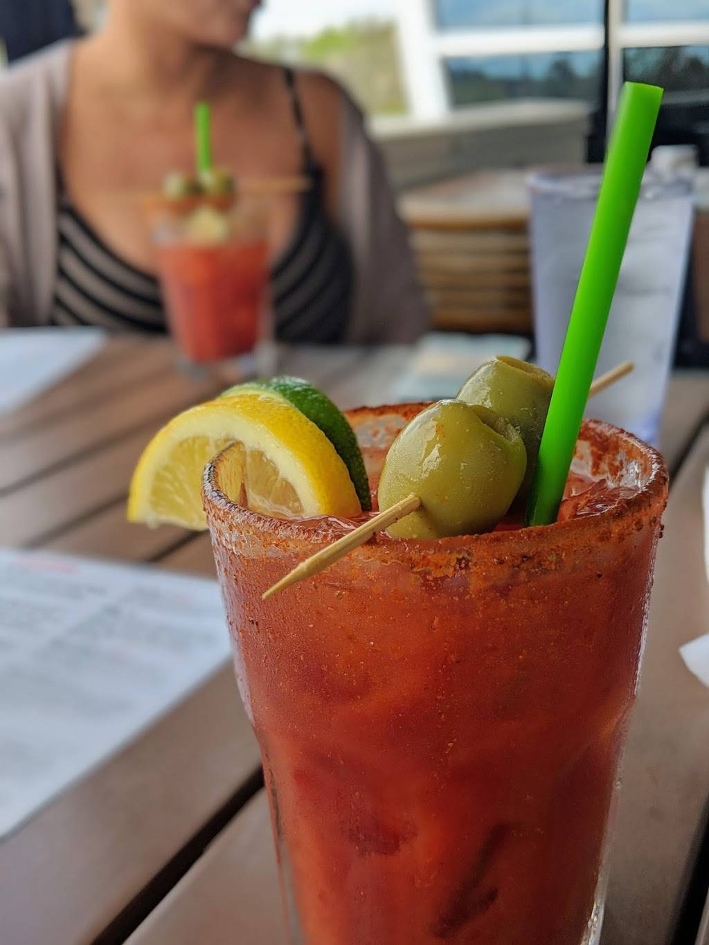 Johnny Lukes | restaurant | 5500 Market St, Wilmington, NC 28405, USA | 9107691798 OR +1 910-769-1798