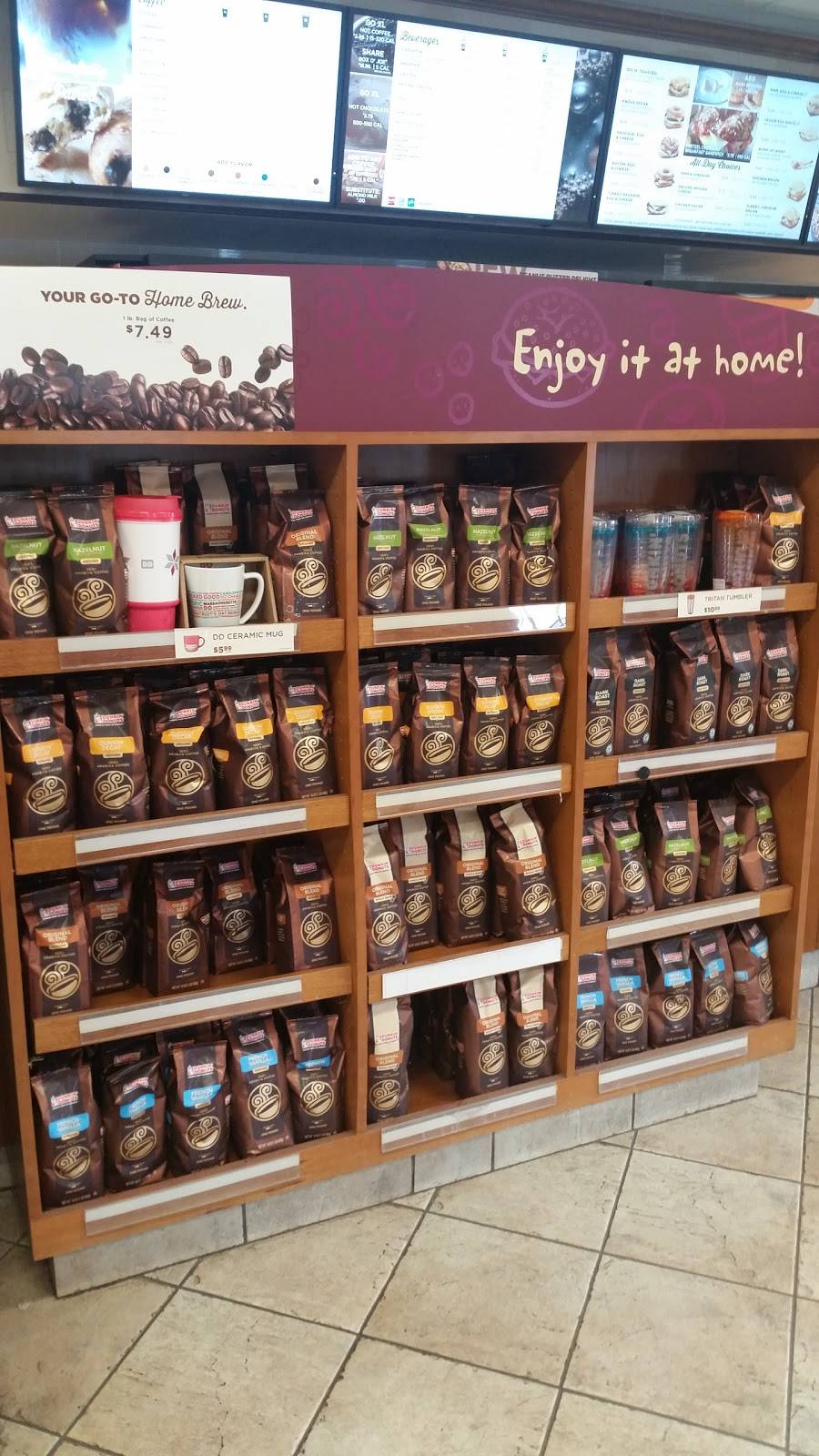 Dunkin | bakery | 76 South St, Hopkinton, MA 01748, USA | 5085441332 OR +1 508-544-1332