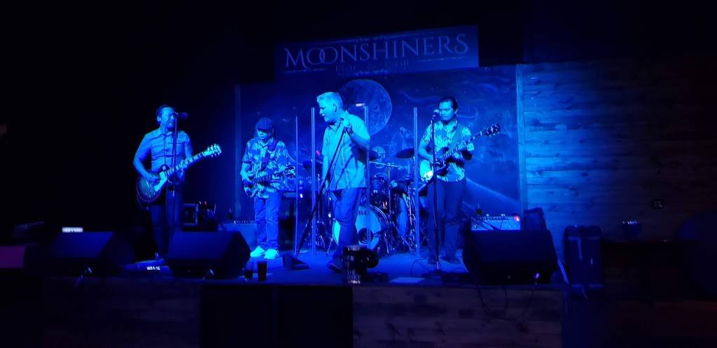 Moonshiners Bar & Grill | restaurant | 6750 GA-53, Braselton, GA 30517, USA | 7066840295 OR +1 706-684-0295