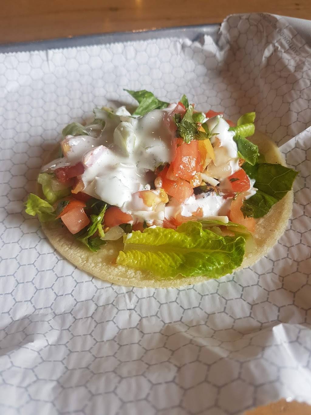 Mucho Burrito Fresh Mexican Grill | restaurant | 492 Edinburgh Rd S, Guelph, ON N1G 4Z1, Canada | 5198223434 OR +1 519-822-3434