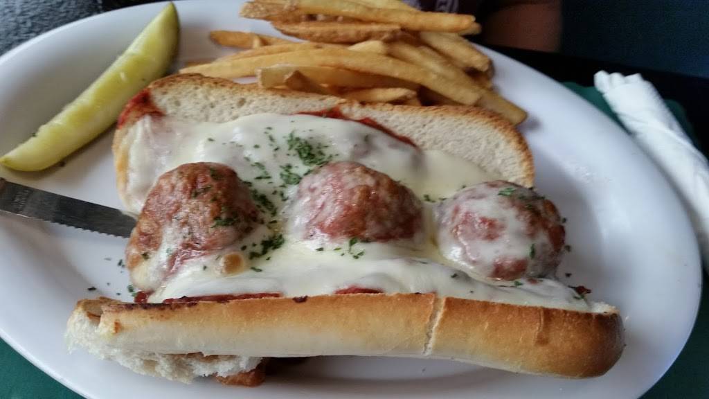 Amelias | restaurant | 724 E Layton Ave, Milwaukee, WI 53207, USA | 4144830345 OR +1 414-483-0345